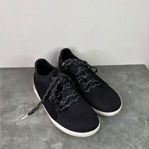 Sorel Out 'N About Plus sneakers in black size 9.5 women’s